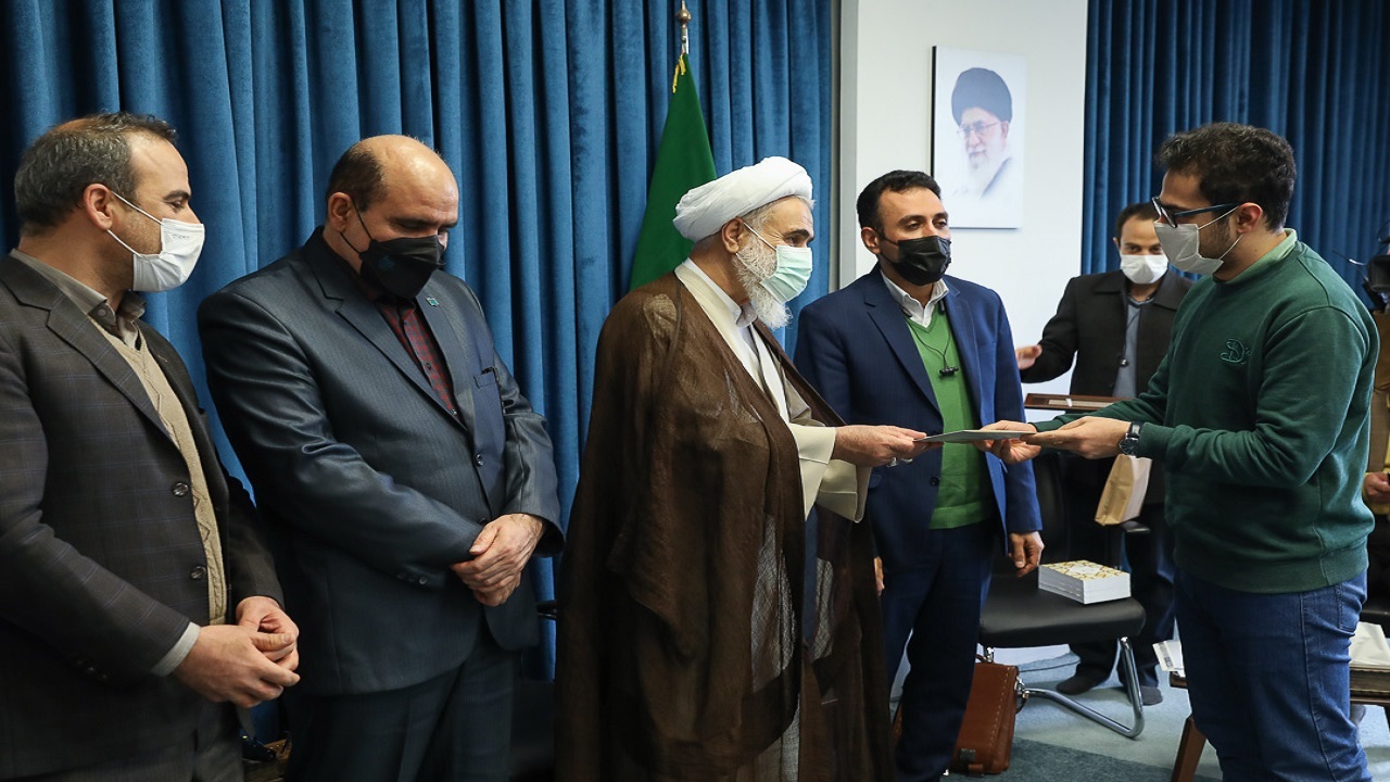 تجلیل از تعدادی نخبه استان قزوین
