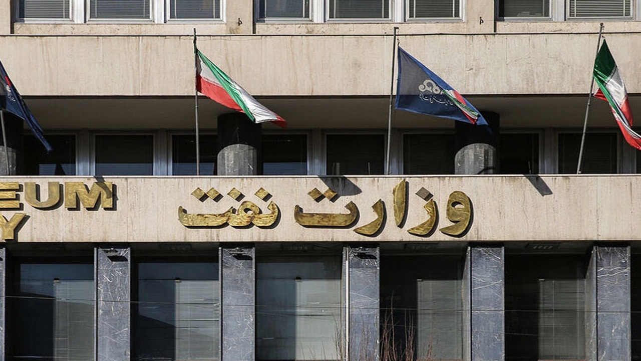 ۱۷ سال دوندگی یک شرکت نرم افزاری برای اخذ مجوز از وزارت نفت!
