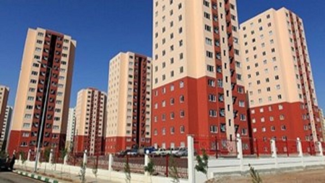 مشکل متقاضیان طرح ۴۹۵ واحد مسکونی در فردیس برطرف شد