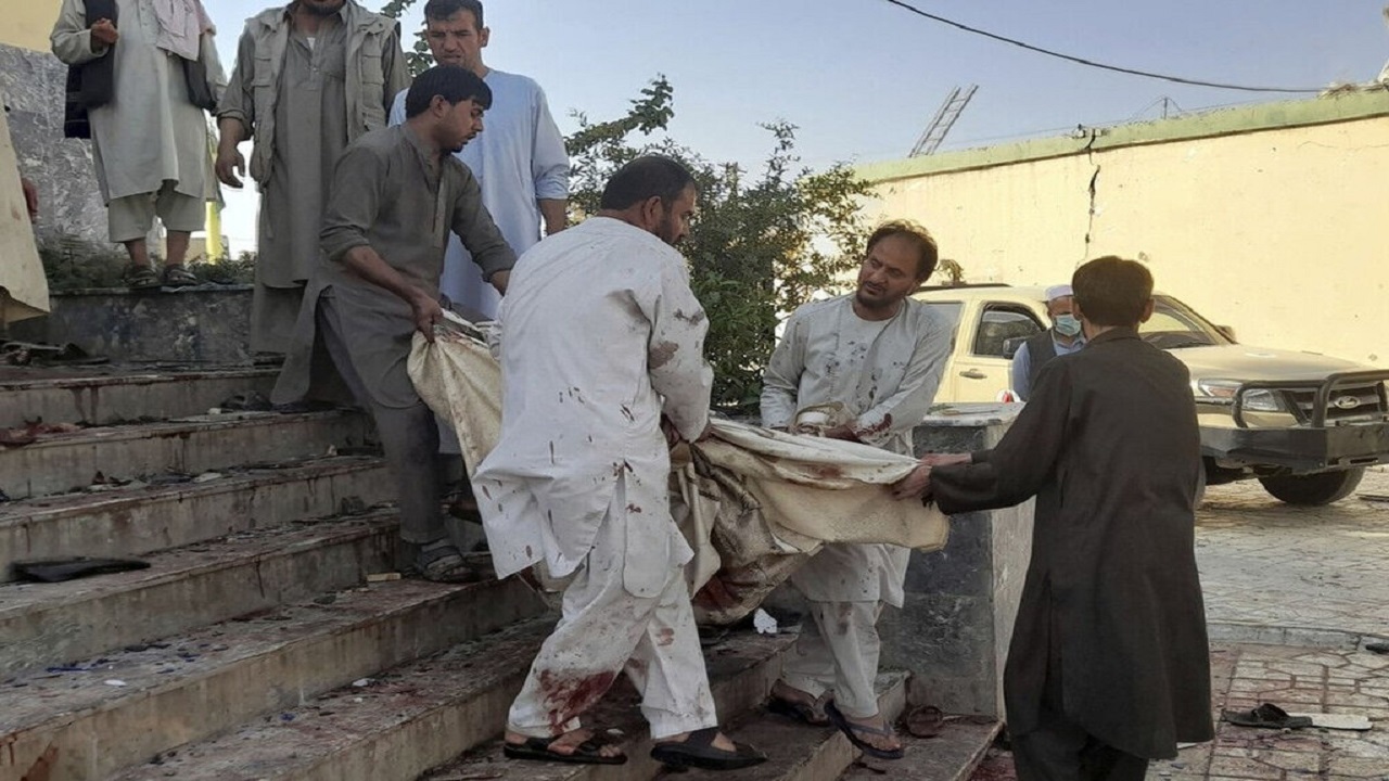 شمار کشته‌ شدگان حمله تروریستی پیشاور به ۵۷ نفر رسید