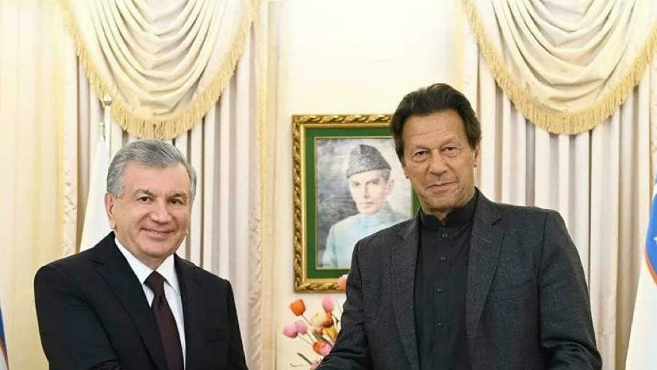 پاکستان و ازبکستان برای آزادسازی دارایی‌ افغانستان رایزنی می کنند