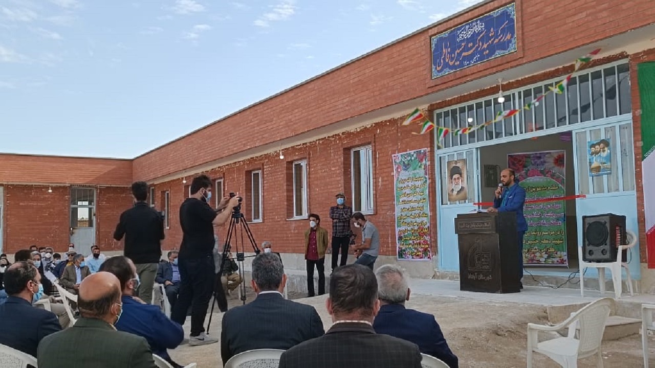 افتتاح مدرسه ۷ کلاسه در آبادان