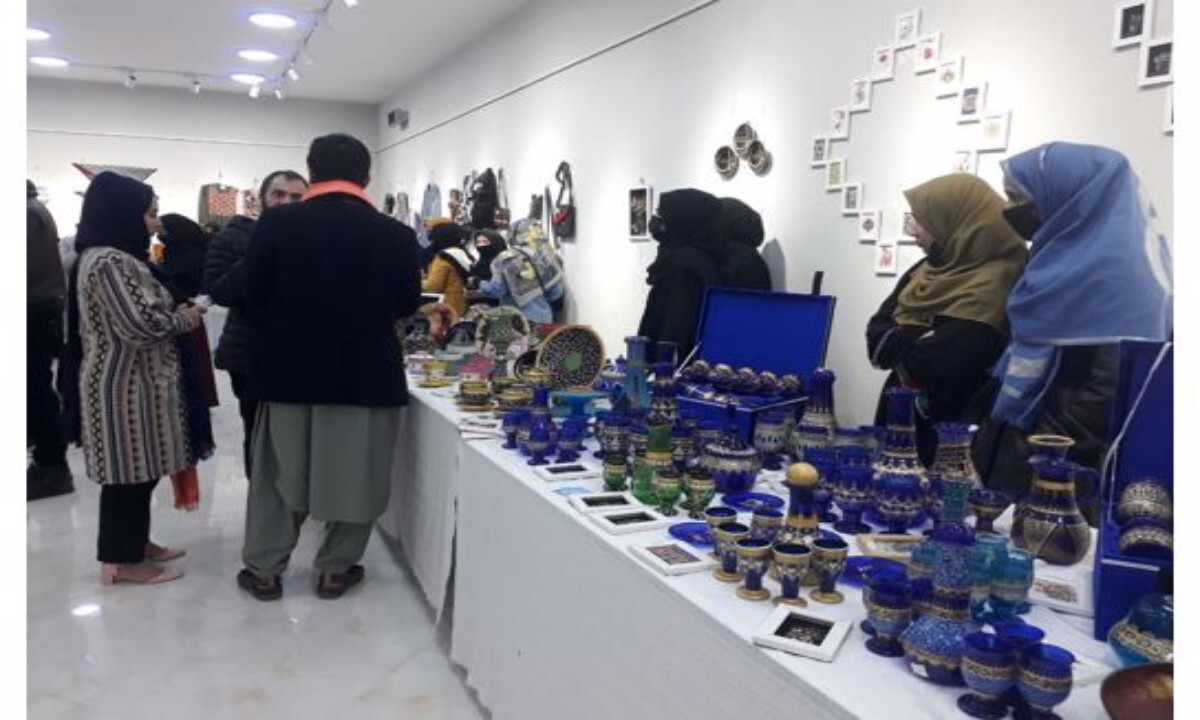 نمایشگاه صنایع دستی زنان هرات در واشنگتن برگزار می‌گردد