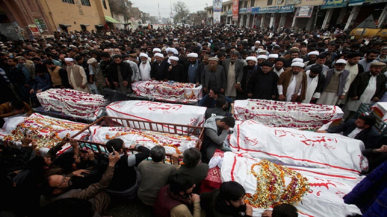 پاکستان: عامل حمله خونین مسجد شیعیان پیشاور در افغانستان آموزش انتحاری دیده بود