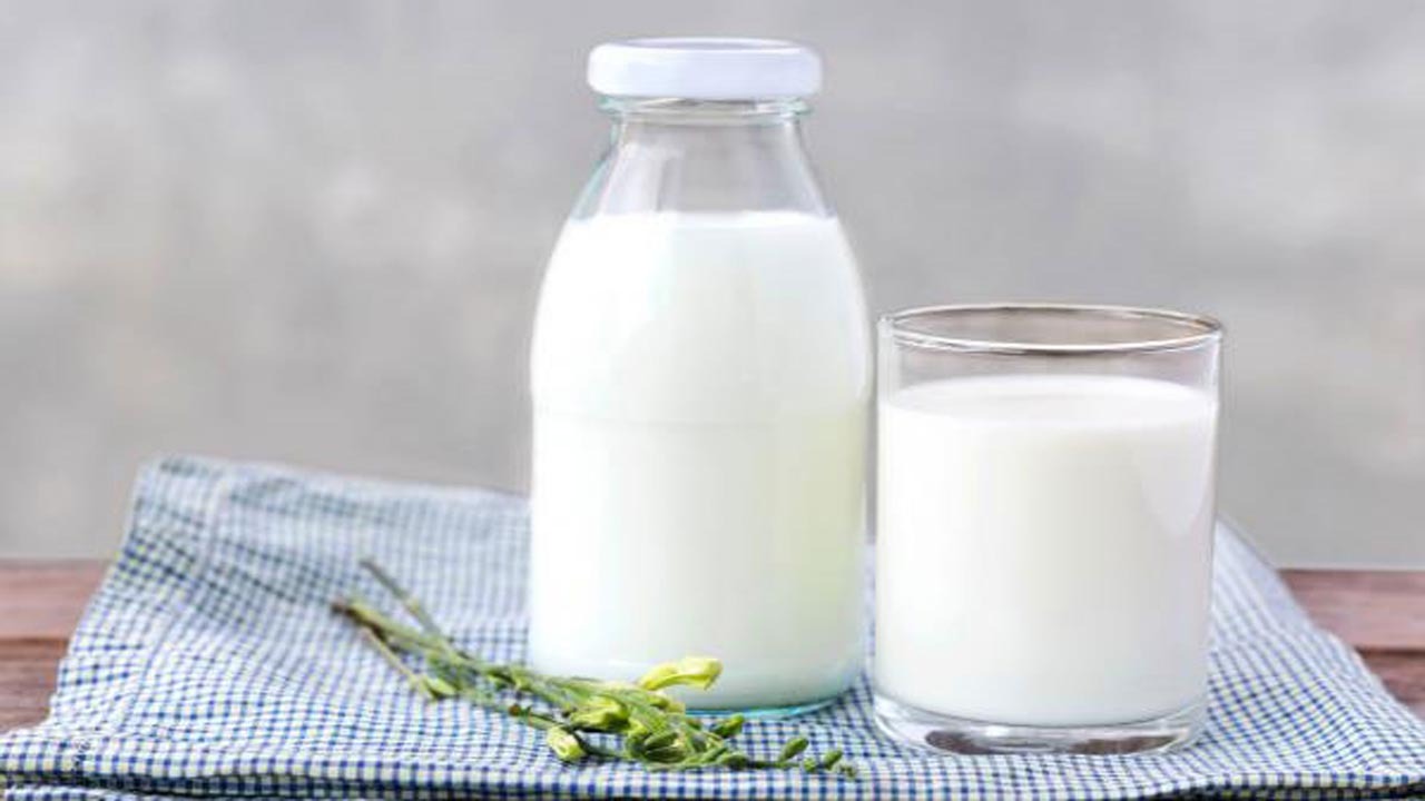 چه زمانی خوردن شیر ممنوع است؟
