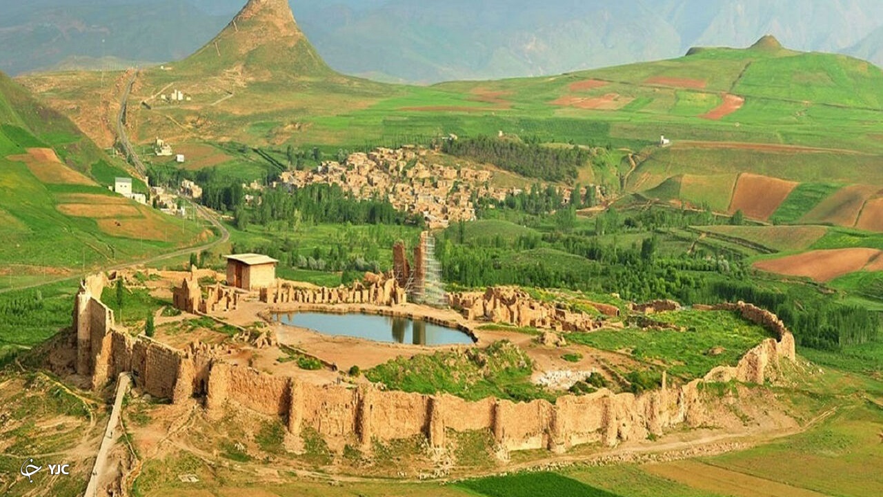 مراسم نوروزگاه در تخت سلیمان تکاب برگزار می‌شود