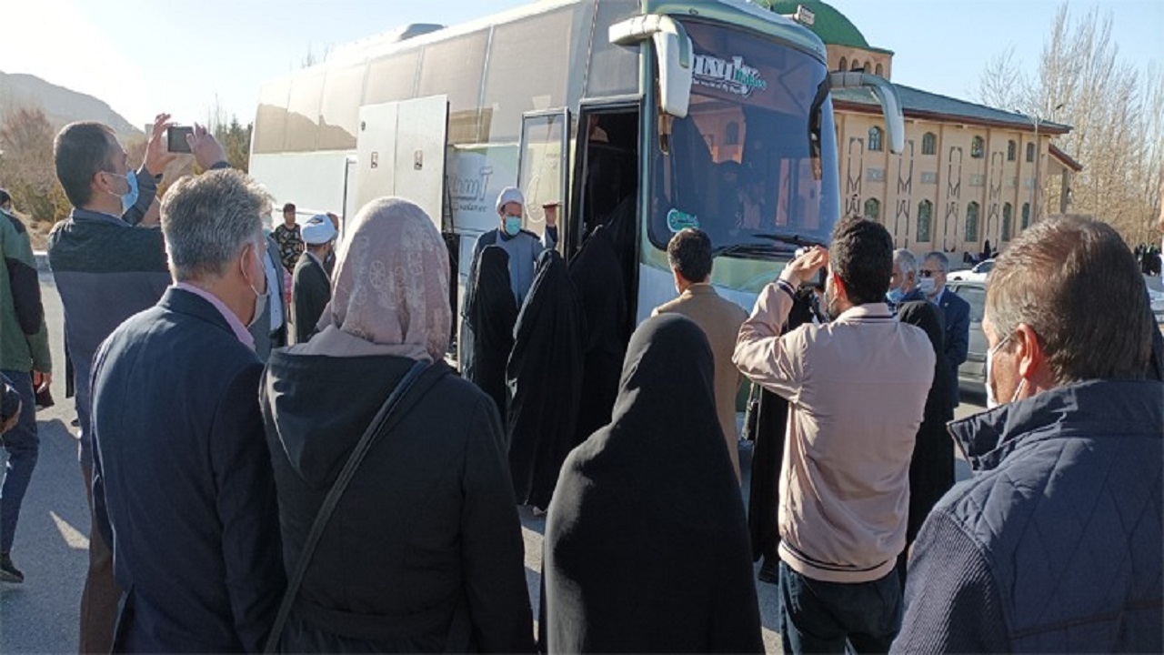 اعزام اولین کاروان عتبات عالیات دانشگاهیان چهارمحال و بختیاری
