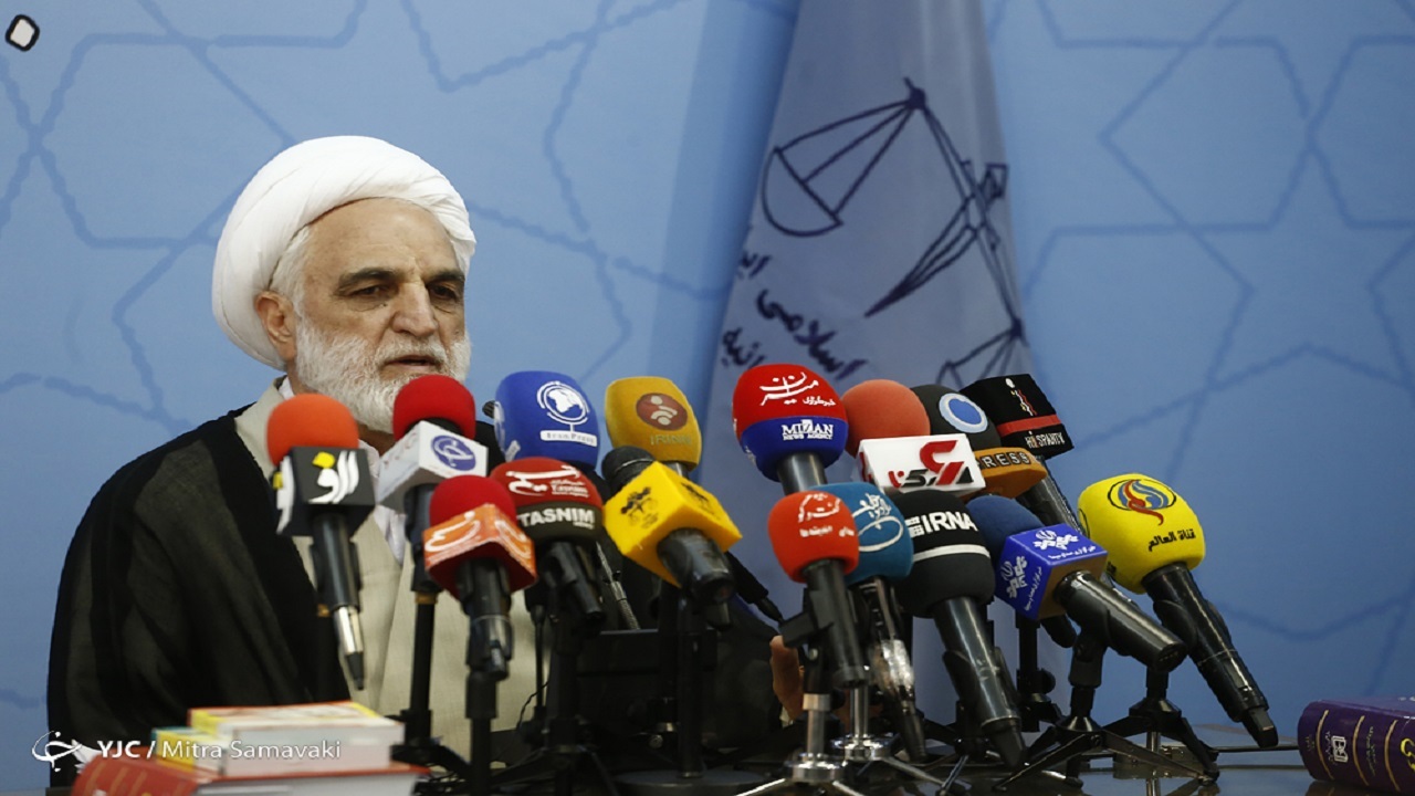 قوانین ناظر بر امور ایثارگران کامل اجرا نشده است