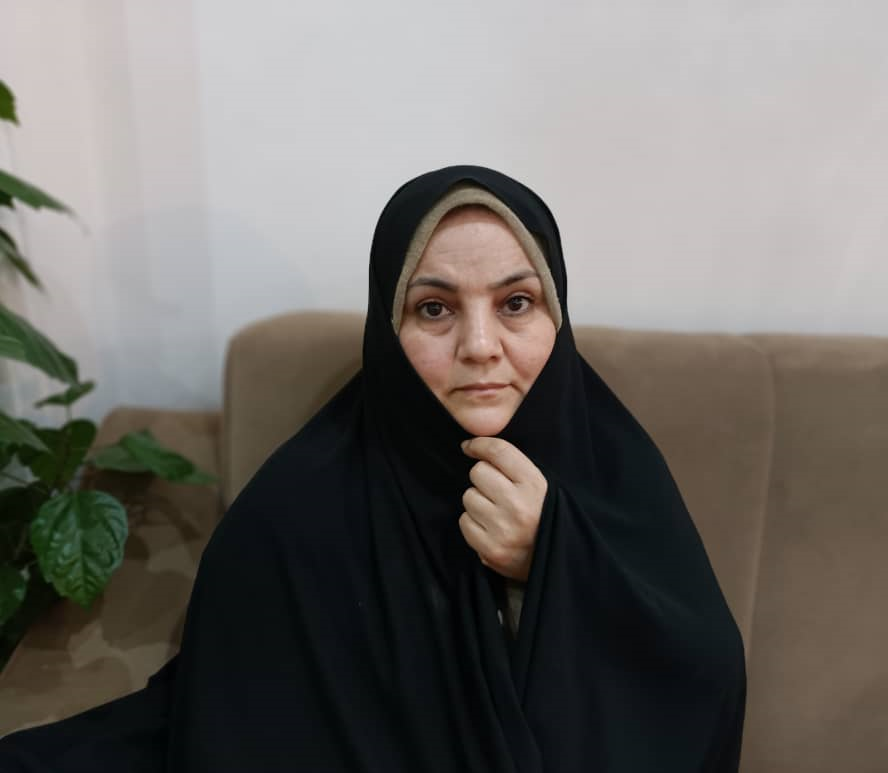 دختری که پایش در مدرسه جا ماند