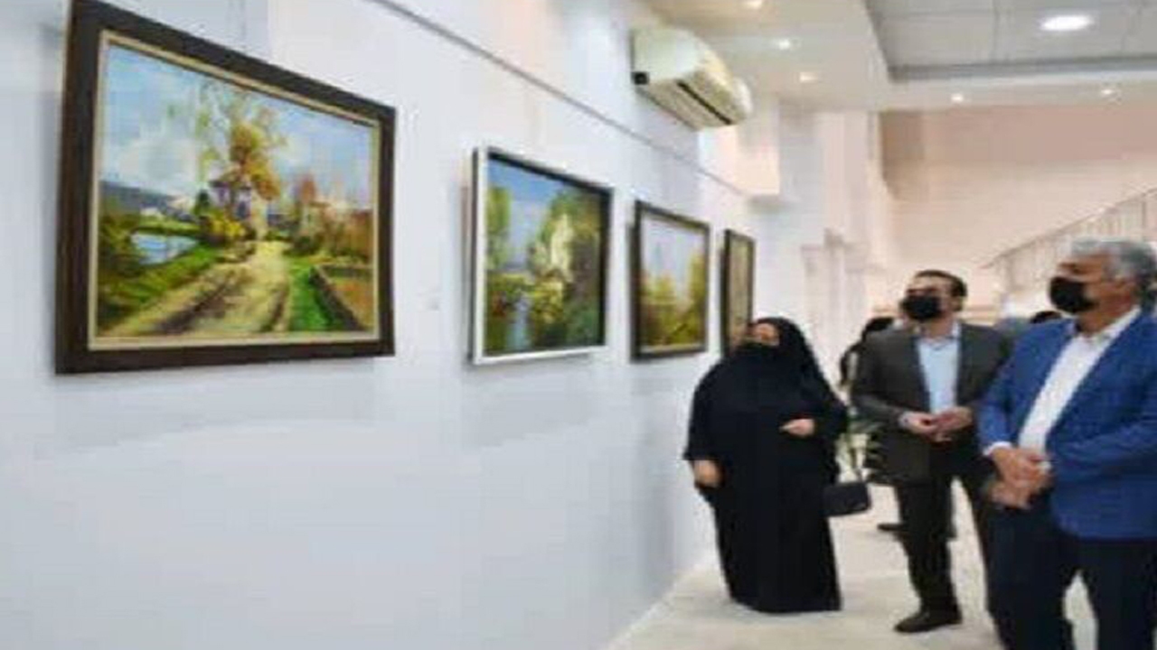 برگزاری نمایشگاه نقاشی بیکران در لارستان