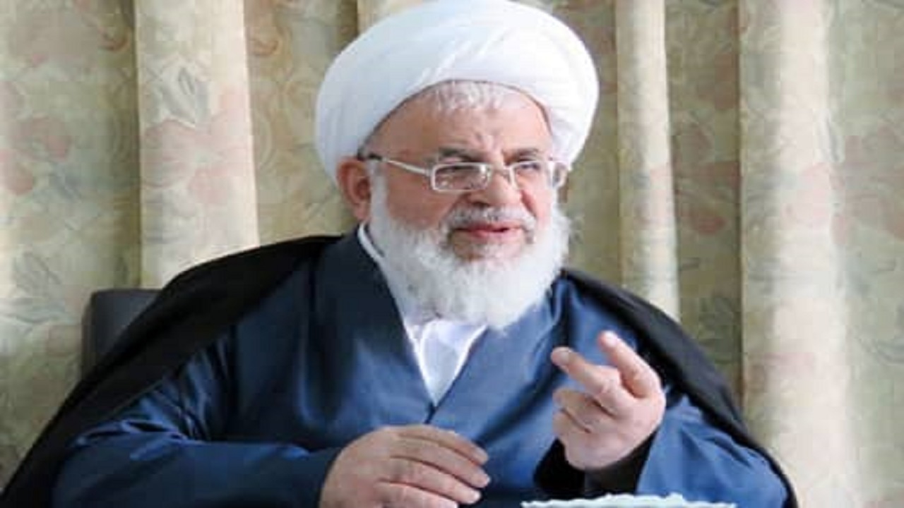 دیدار آیت الله ناصری با خانواده چند شهید و جانباز