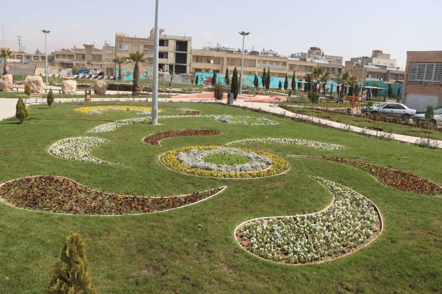 کاشت بیش از ۲۲ هزار متر مربع گلکاری در سطح منطقه هفت