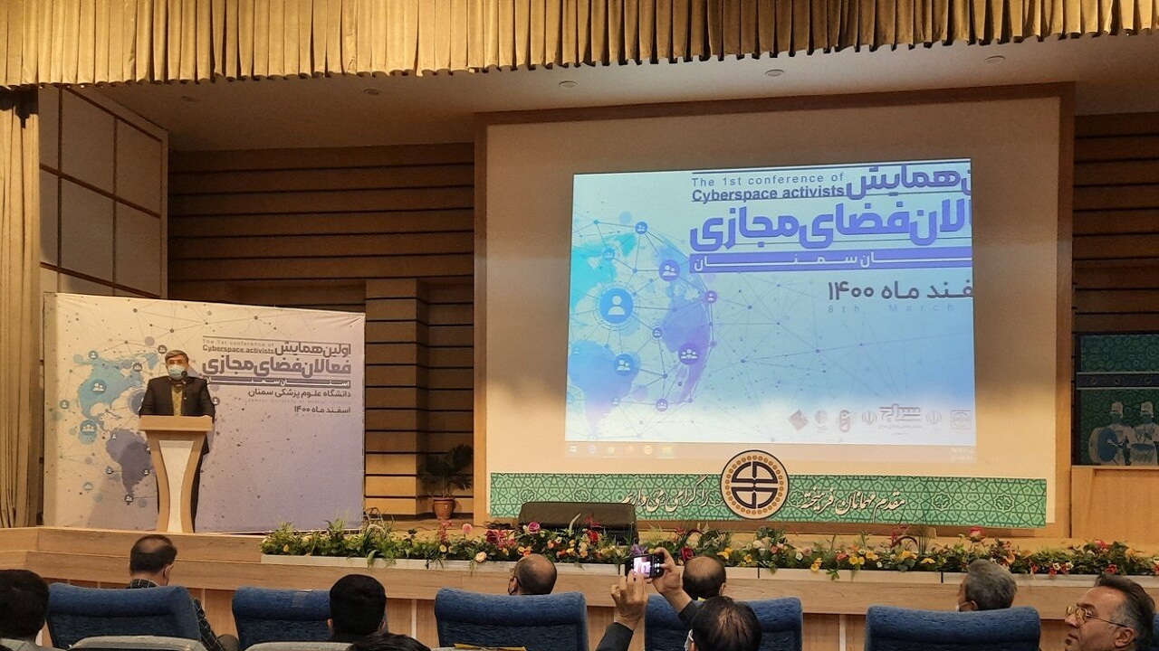 جهاد تبیین راهبرد گرفتارنشدن در دام رسانه‌های معاند است