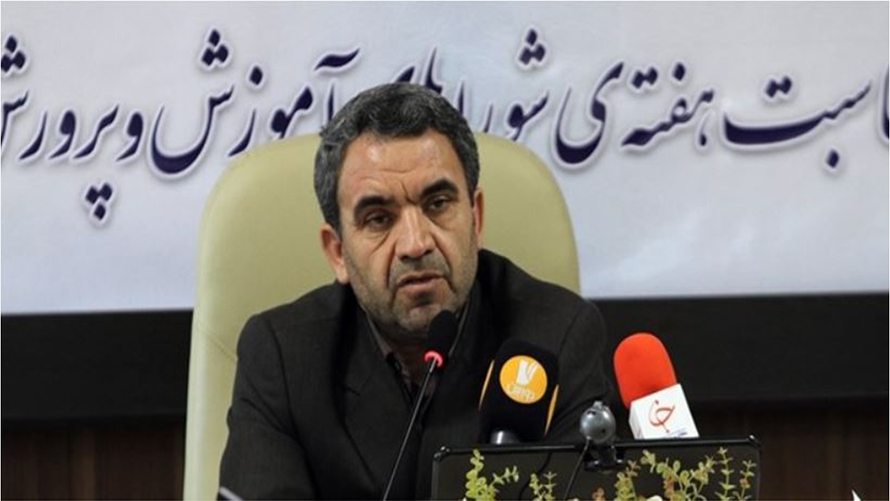 انحصار آموزش زبان انگلیسی را در مدارس غیردولتی می‌شکنیم
