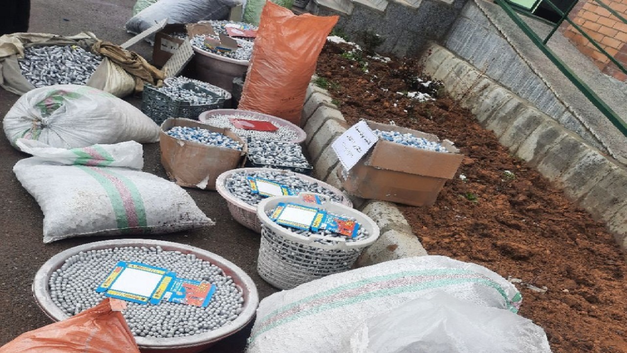 کشف موادمحترقه در بوکان