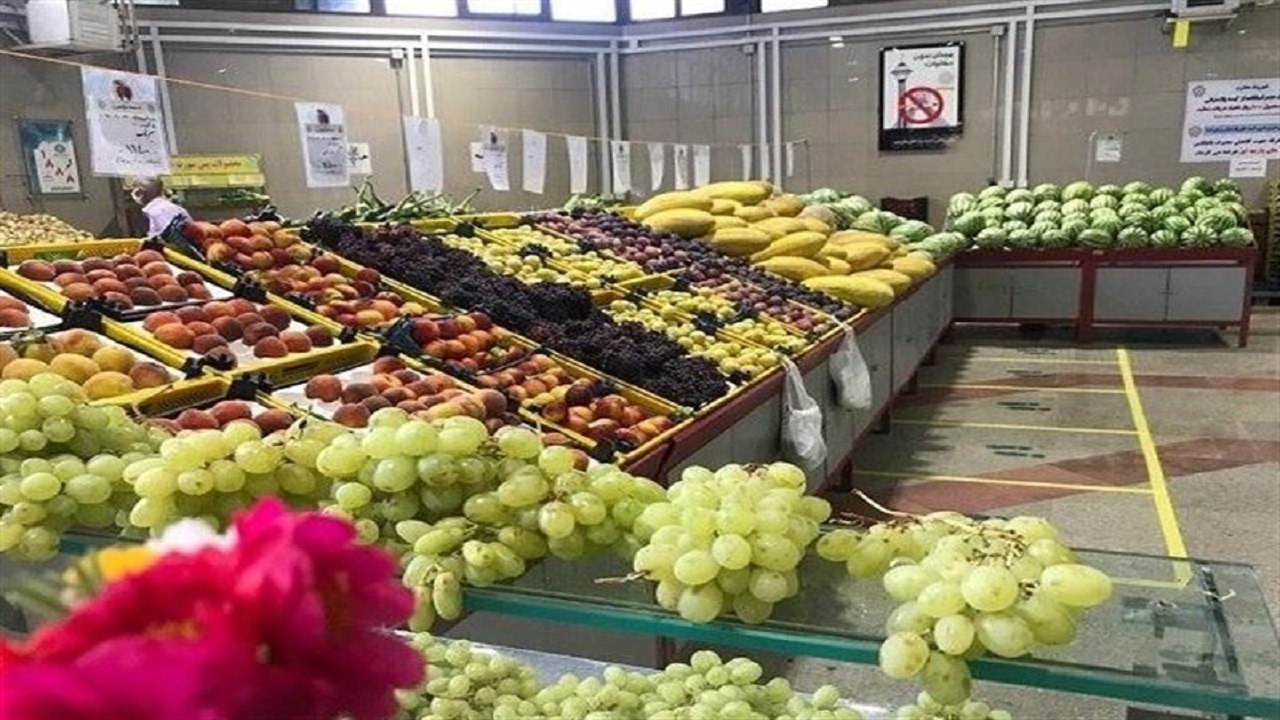 فعالیت ۱۱۰ مکان عرضه مستقیم میوه شب عید در سطح استان همدان