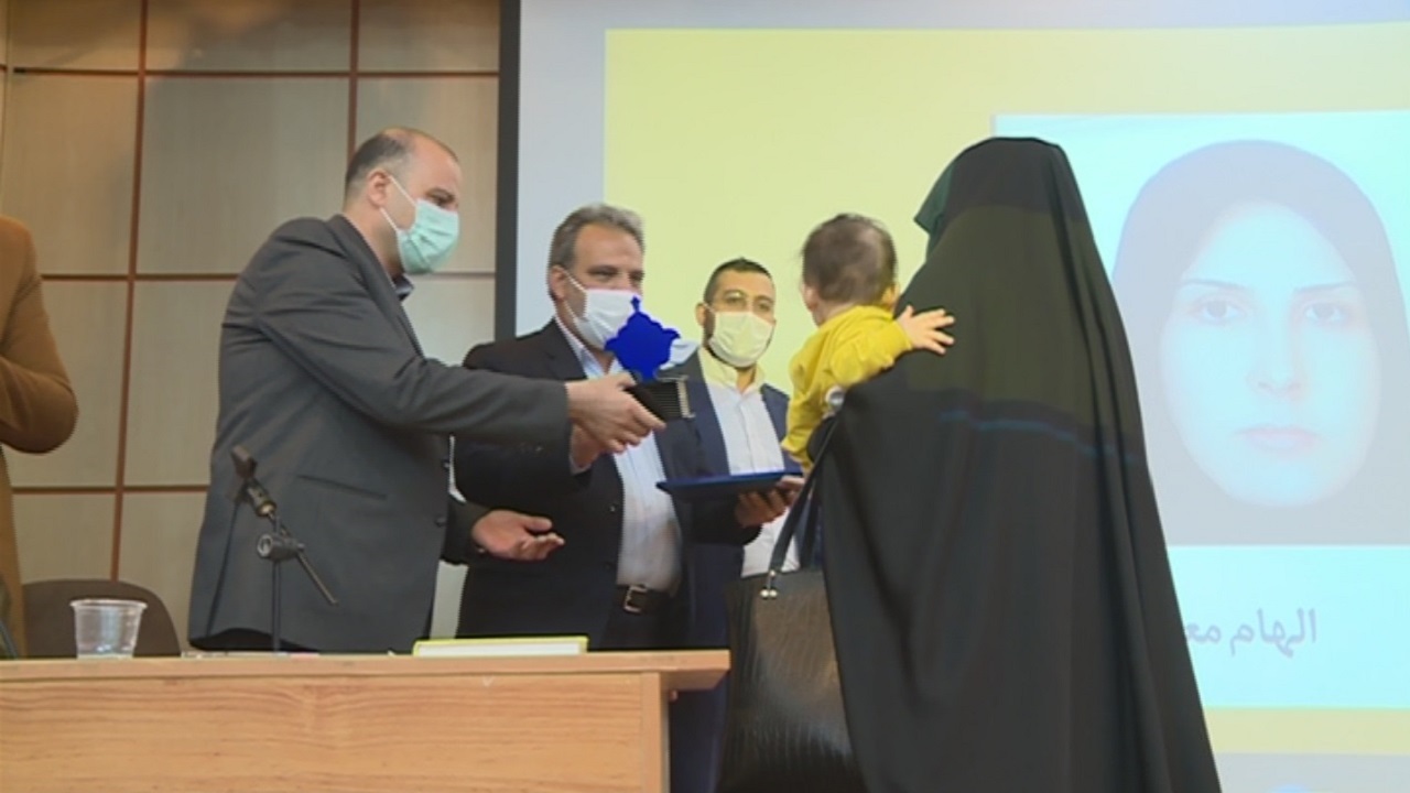 تجلیل از برگزیدگان کنگره سراسری شعر مهدوی