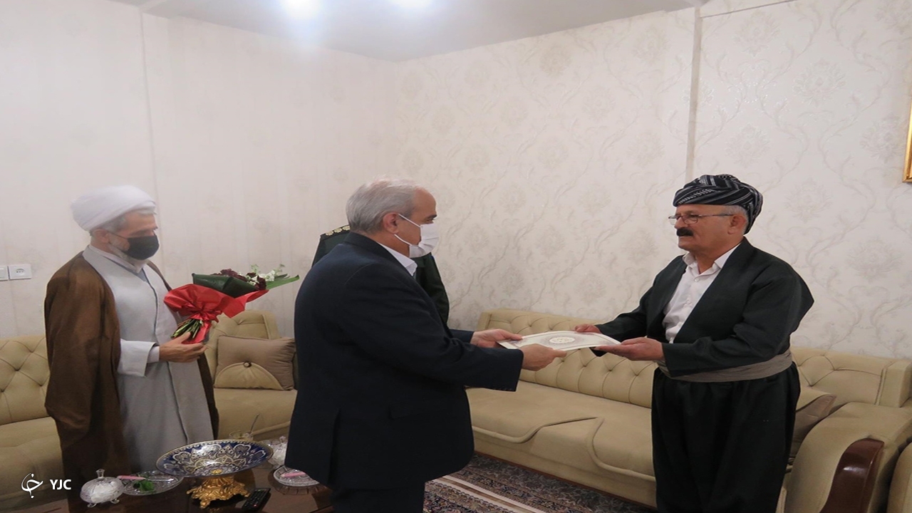 ۲ جانباز دوران دفاع مقدس در مهاباد تجلیل شدند
