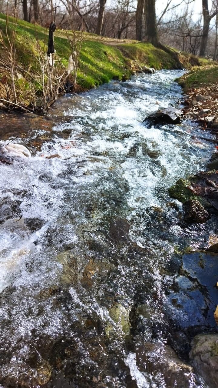 از