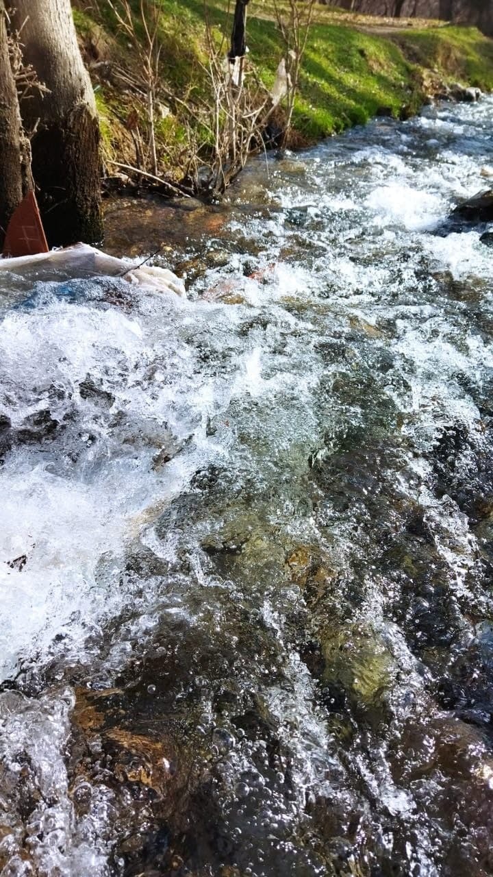 از