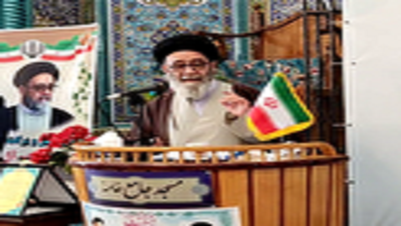 تاکید امام جمعه تبریز بر استمرار حرکت‌های انقلابی