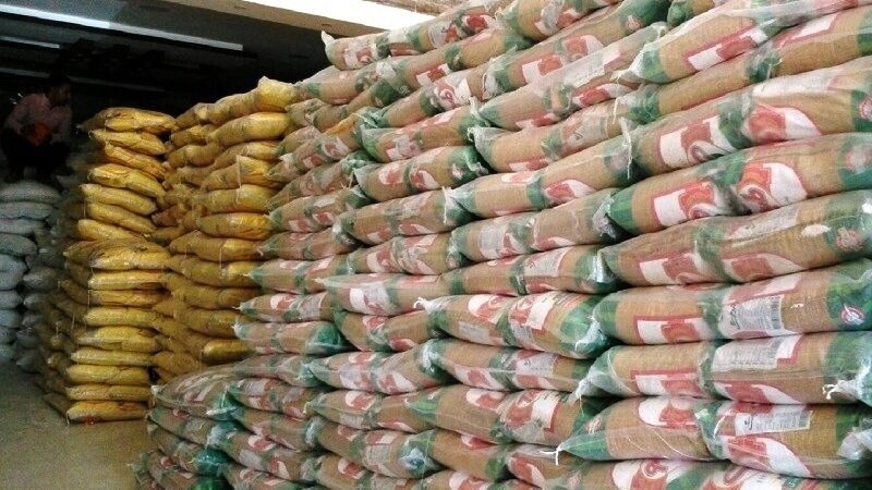 ضبط ۱۵ تن برنج تنظیم بازار خارج از شبکه رسمی