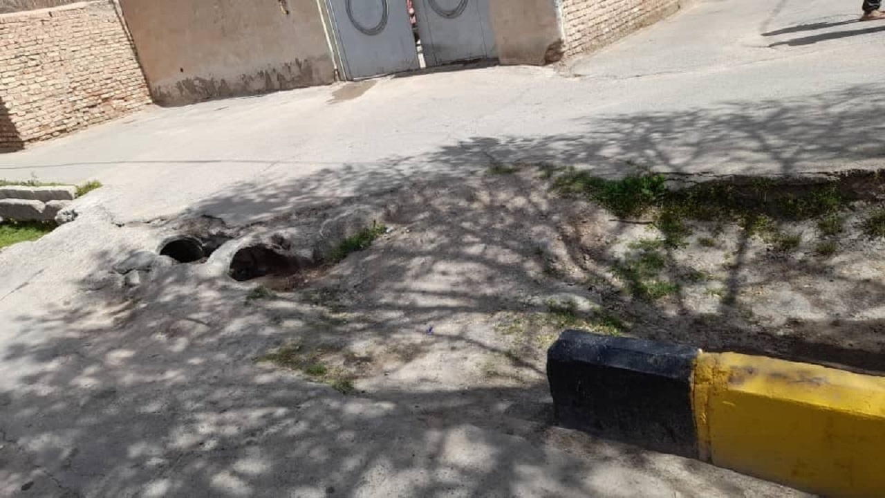 گلایه شهروندان کرمانی از پل روی جوی آب فرسوده + تصاویر