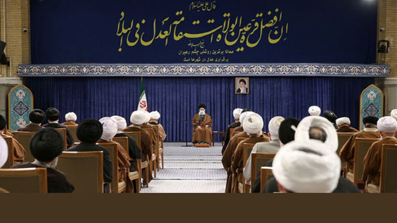 معنی حدیث نصب‌شده در محل دیدار رهبر انقلاب با اعضای مجلس خبرگان