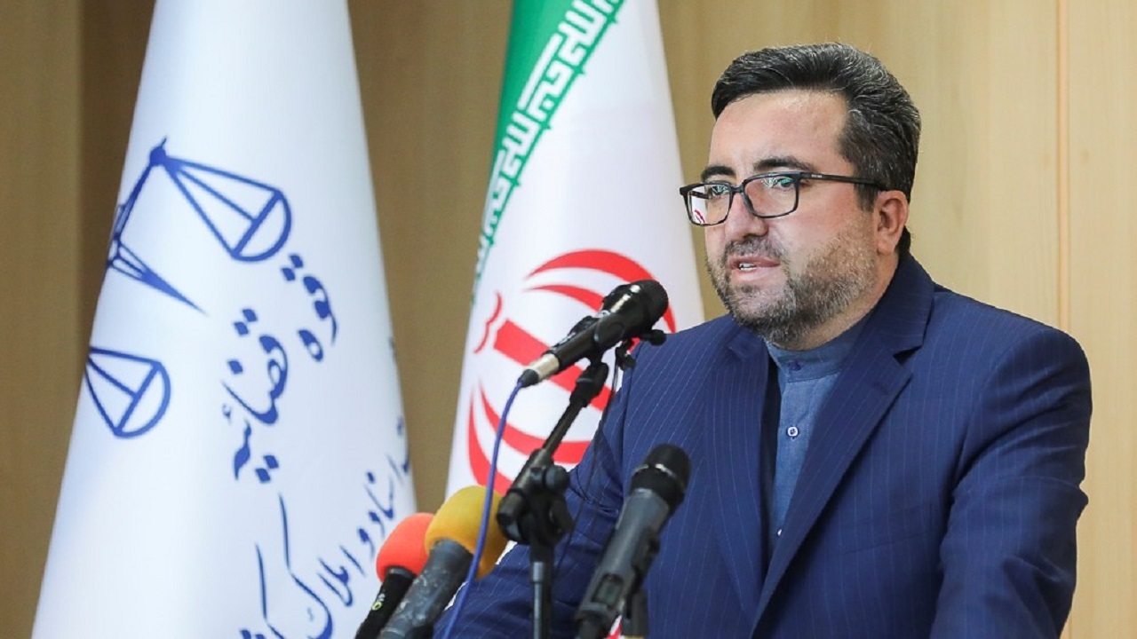 از عضو مجرم اداره ثبت بهبهان اقدام حمایتی انجام نمی‌دهیم