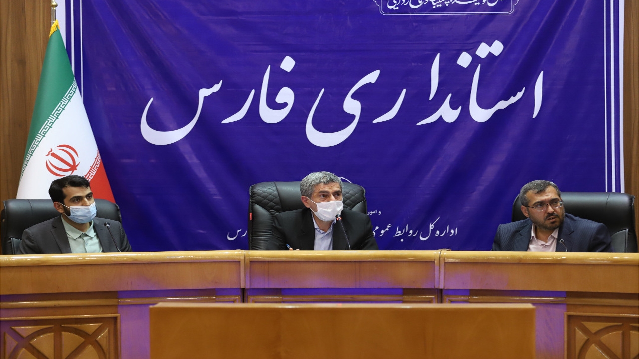 استاندار فارس خواستار اجرای بهسازی بازار وکیل شد