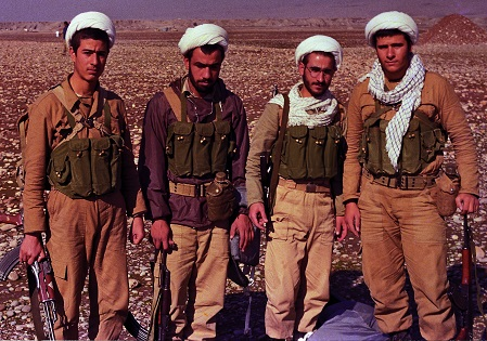 آیت&zwnj;الله&zwnj;ها و حجت&zwnj;الاسلام&zwnj;های هشت سال دفاع مقدس + تصاویر