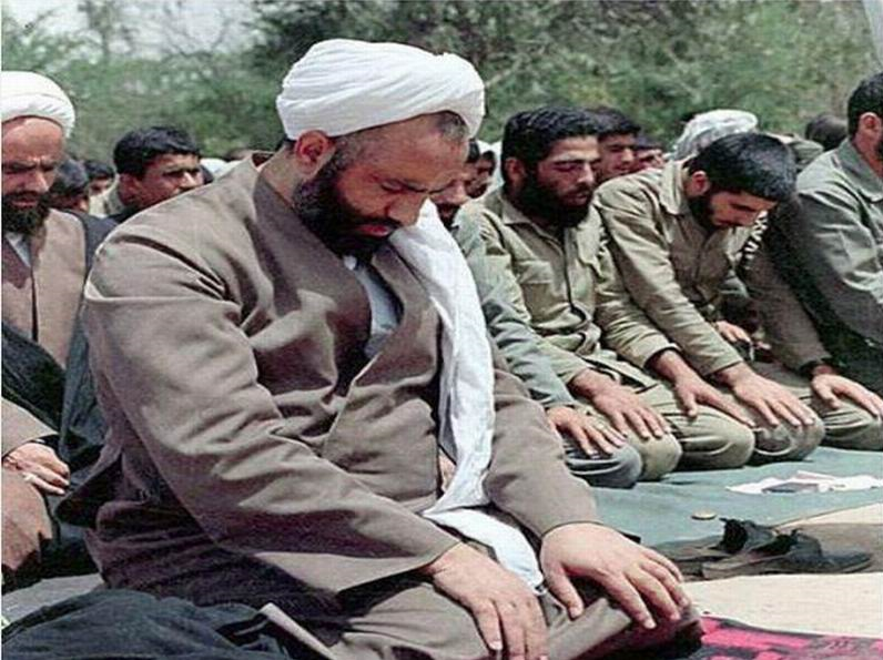 آیت&zwnj;الله&zwnj;ها و حجت&zwnj;الاسلام&zwnj;های هشت سال دفاع مقدس + تصاویر