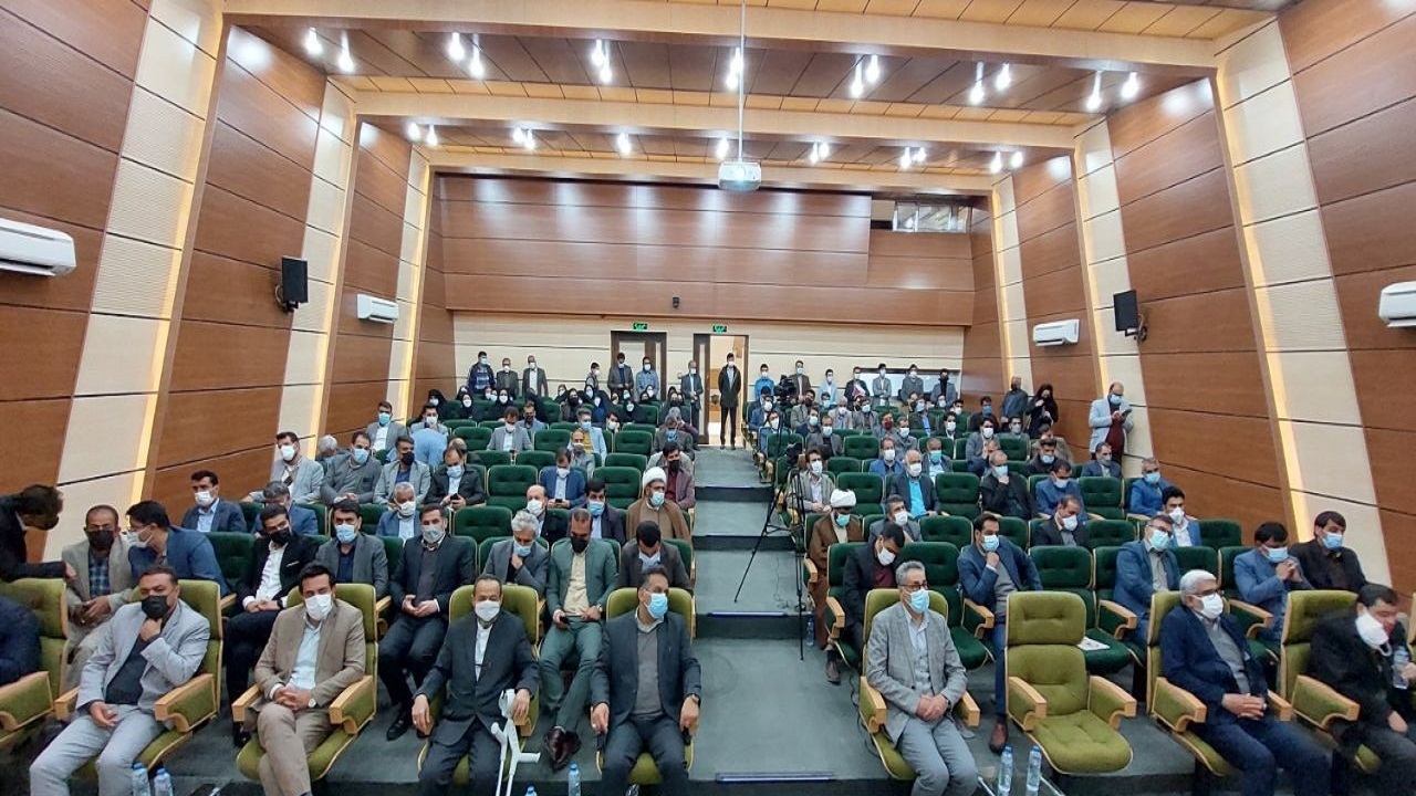 معشیت و درمان جانبازان و ایثارگران باید در اولویت باشد
