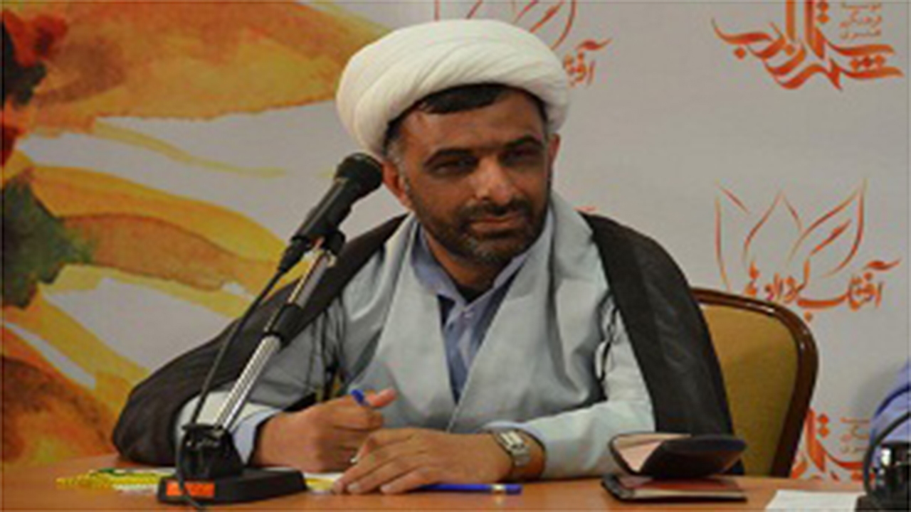 برگزاری اختتامیه کنگره ملی شعر دفاع مقدس و مقاومت در شیراز