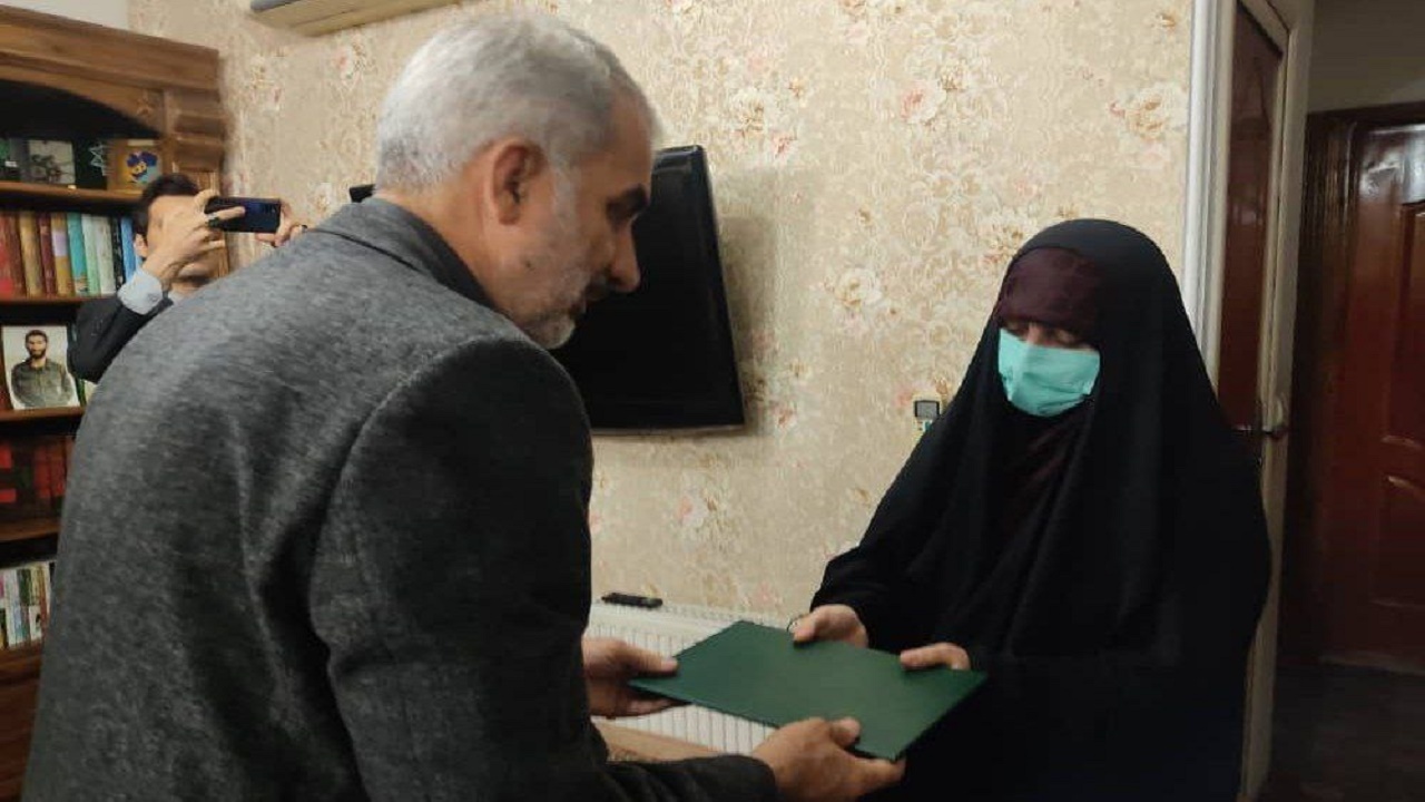 بومی سازی محتوای کتب درسی از سال ۱۴۰۱