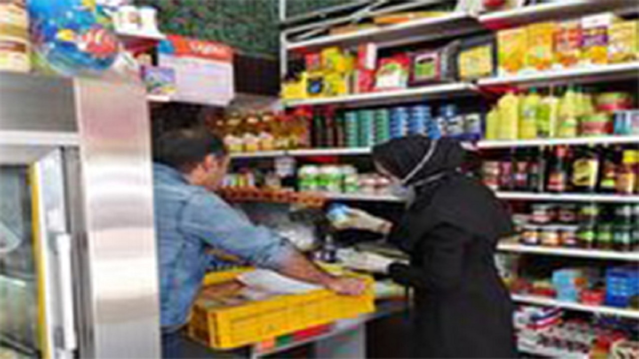شهروندان قزوینی عرضه کالا‌های غیراستاندارد را گزارش کنند