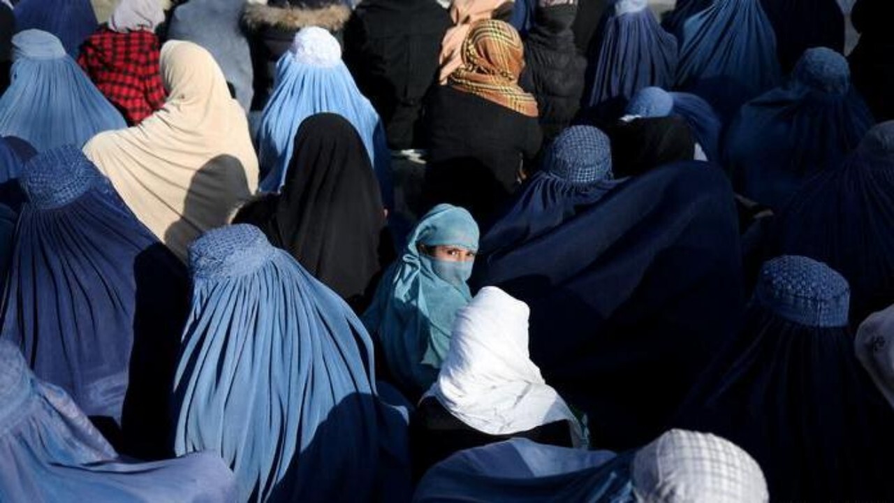 زنان افغانستان باید در حکومت داری سهیم باشند