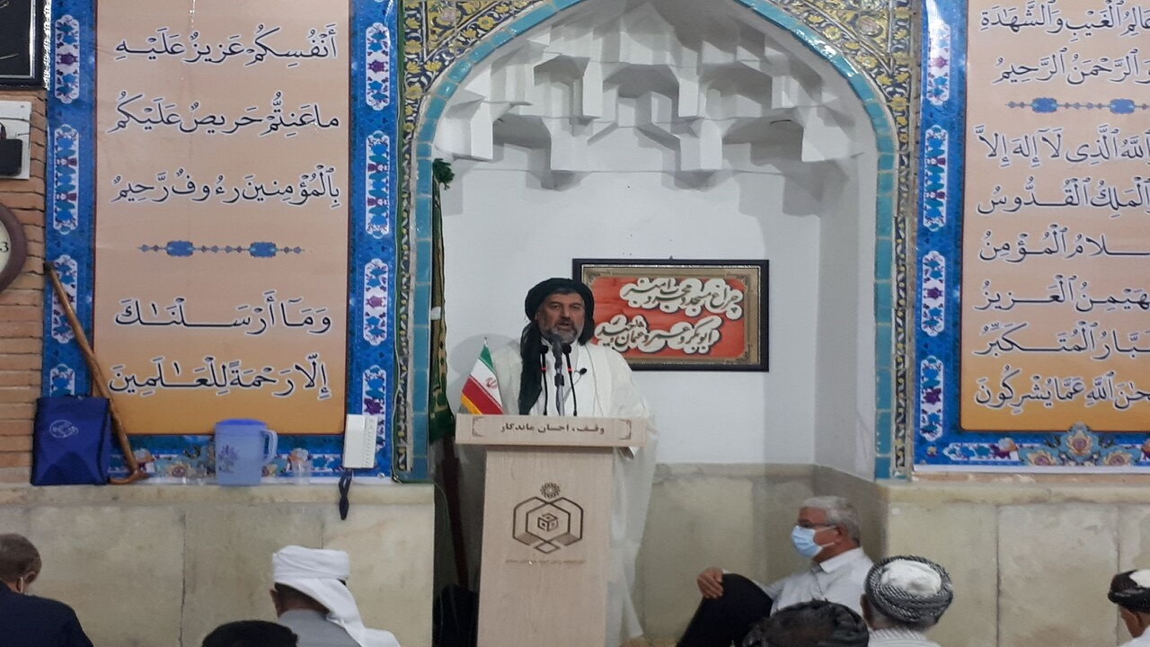 مسئولین برای رفع مشکلات مردم تمام تلاش خود را به کار گیرند