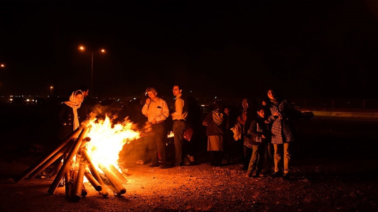 «چهارشنبه‌سوری» سنتی که شکل جنگ به خود گرفته است