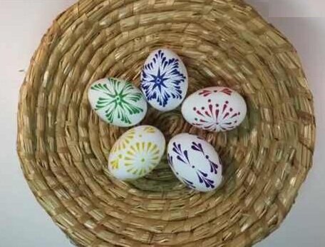 ۳ روش جالب و خلاقانه برای رنگ کردن تخم&zwnj;مرغ&zwnj;های سفره هفت&zwnj;سین