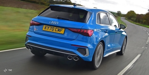 آئودی S3 2020  در مقابل 2021 مرسدس AMG A35 + فیلم