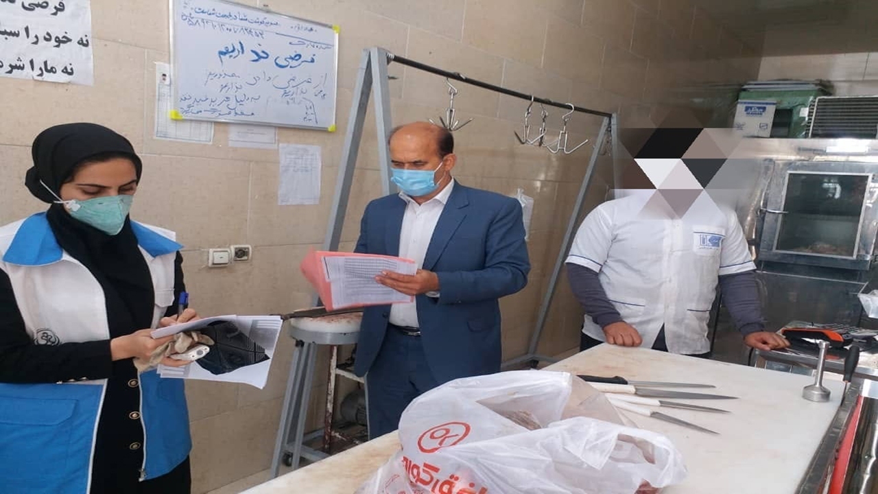 کشف و جمع آوری مواد غذایی غیرقابل مصرف در ممسنی