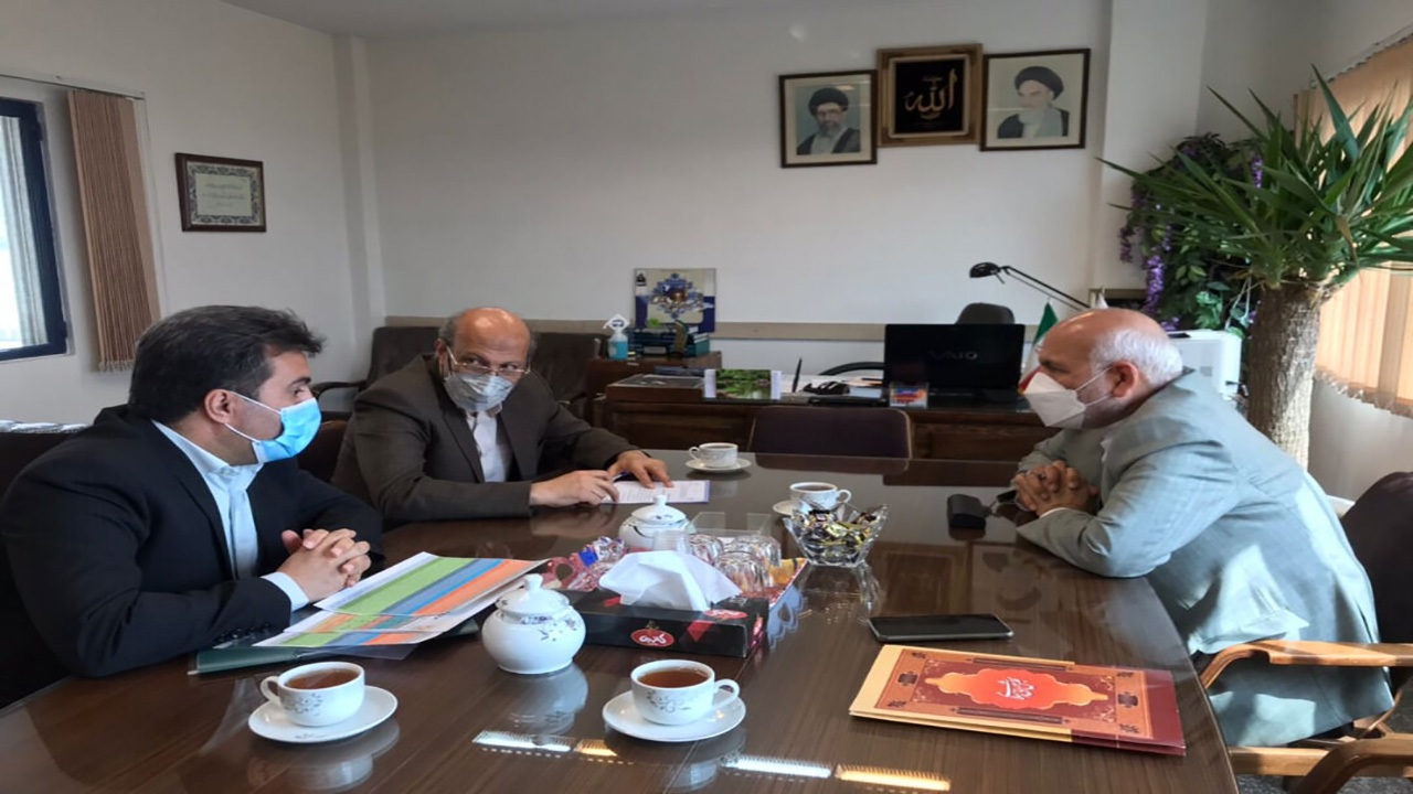 ۱۰ میلیارد تومان قیر رایگان به روستا‌های بوشهر، گناوه و دیلم اختصاص یافت