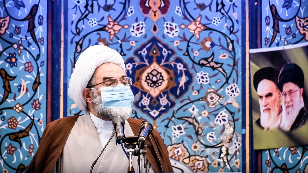 شهدا برای ملت ایران عزت به ارمغان آوردند