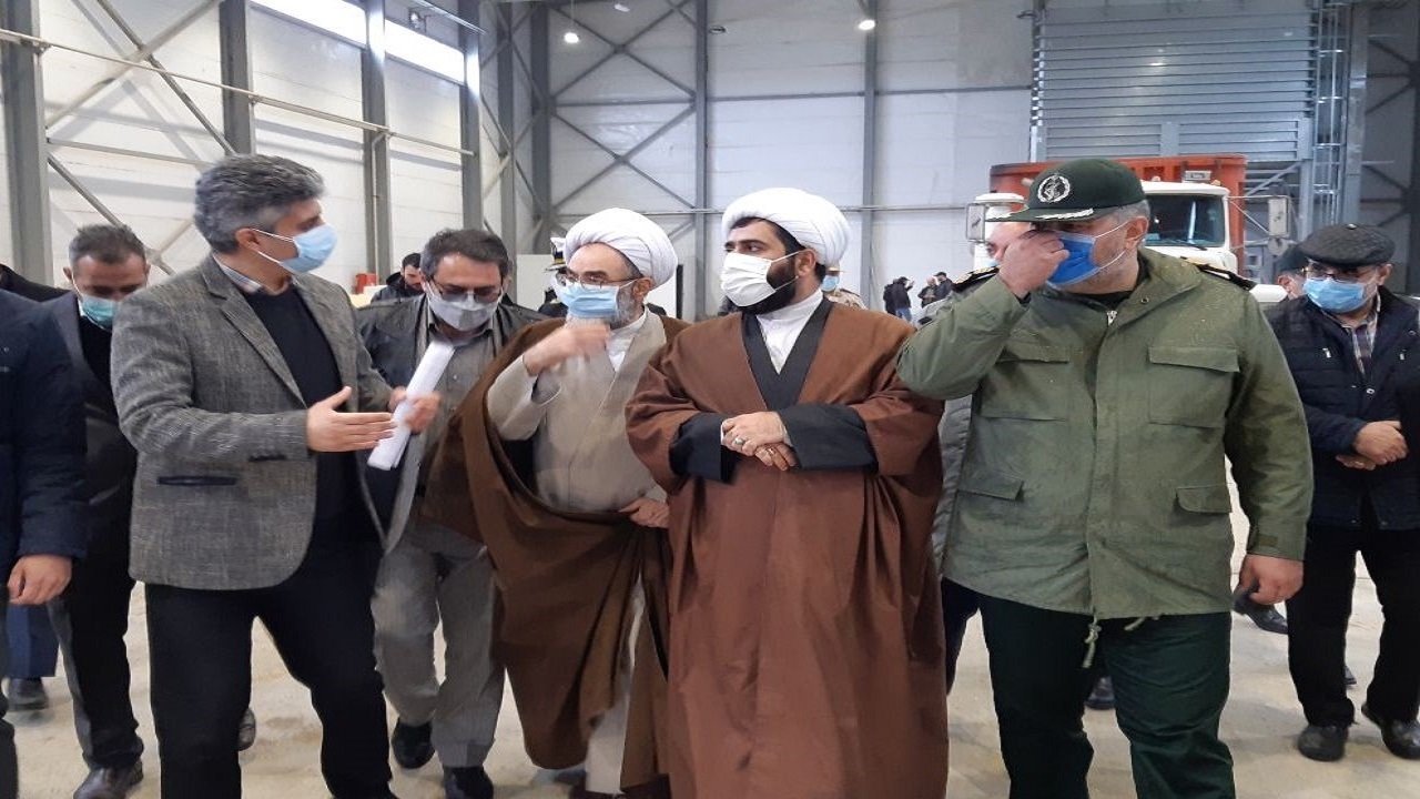 بازدید آیت الله فلاحتی از بندر تجاری و راه آهن آستارا