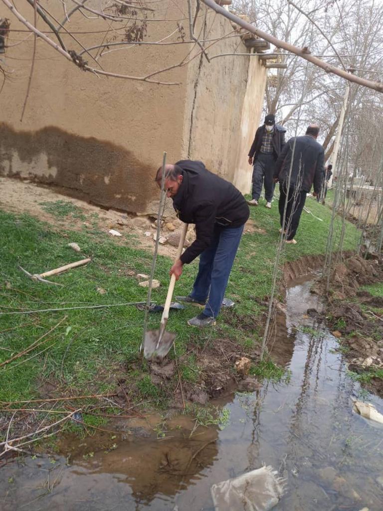 استقبال از نوروز با حرکت جهادی مردم روستایی در نهاوند