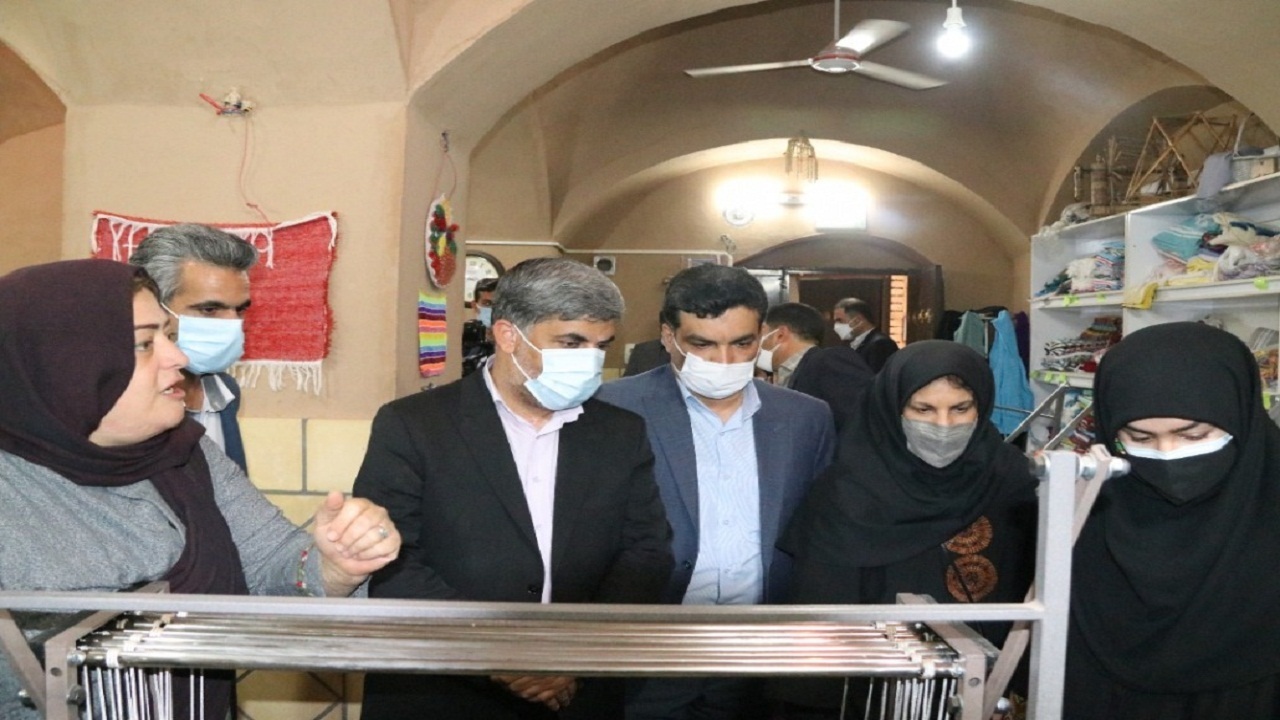 صنایع دستی زمینه ساز رونق اقتصادی در اردکان