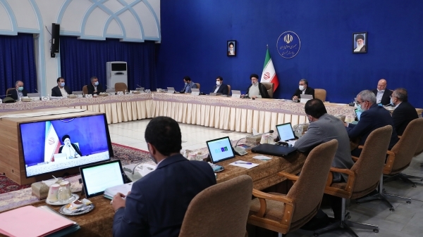 رئیس‌جمهور: بر قیمت‌گذاری اقامتگاه‌ها و بلیت‌های نوروزی نظارت شود