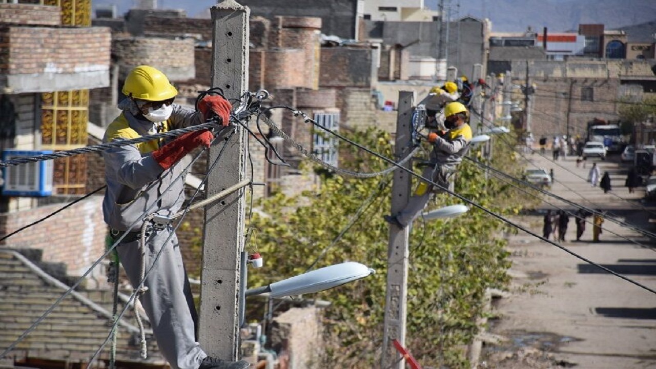 ۵۱ کیلومتر شبکه سیمی شهر زاهدان به کابل خودنگهدار تبدیل شد