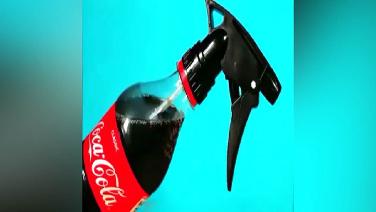 ترفندی برای برق انداختن شیرآلات با نوشابه! + فیلم